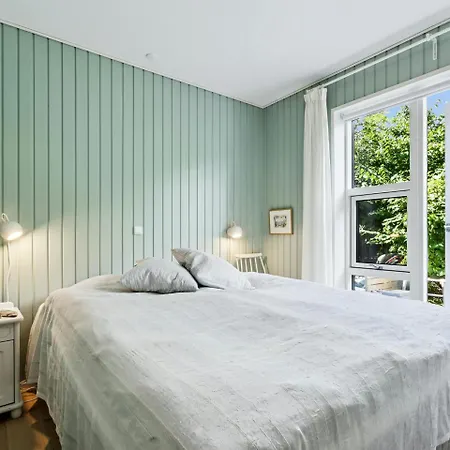Ferienhaus New Vacation By The